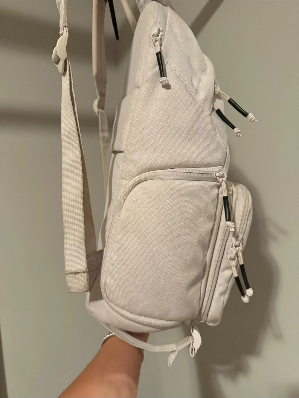 Brevité The Jumper Gray Backpack